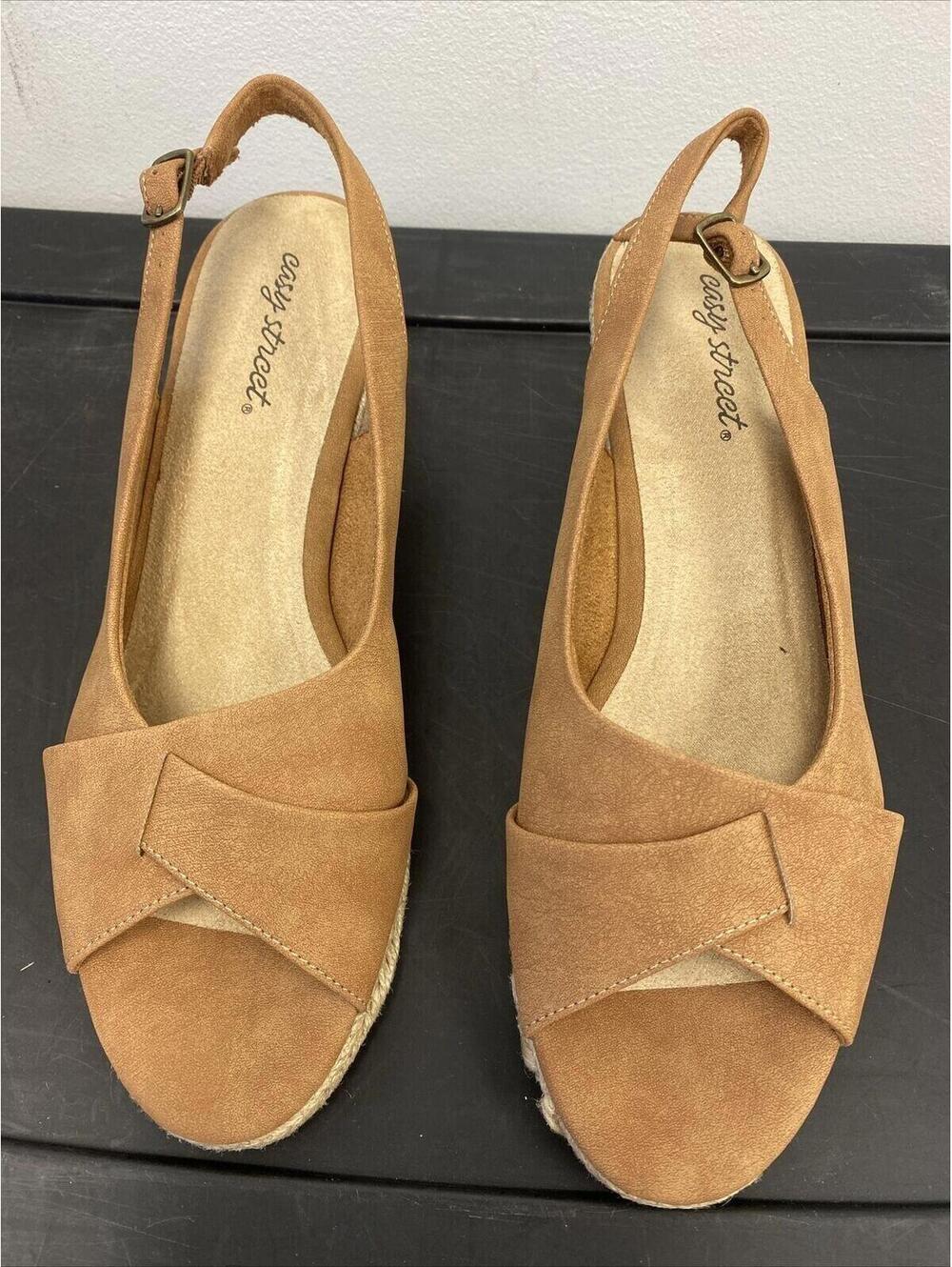 Easy Street super Flex Zone Devlin Sandal Tan Size 10